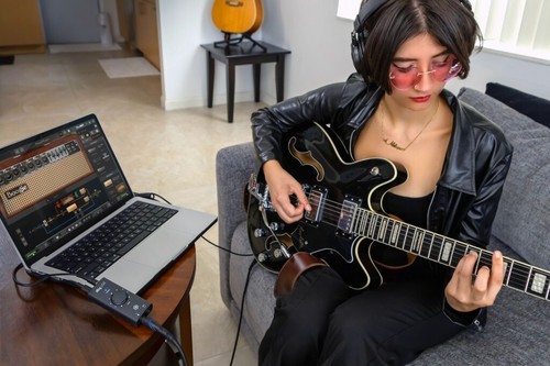 IK Multimedia iRig USB Guitar Interface for iPhone, iPad, Android, Mac, and PC - Picture 7 of 8