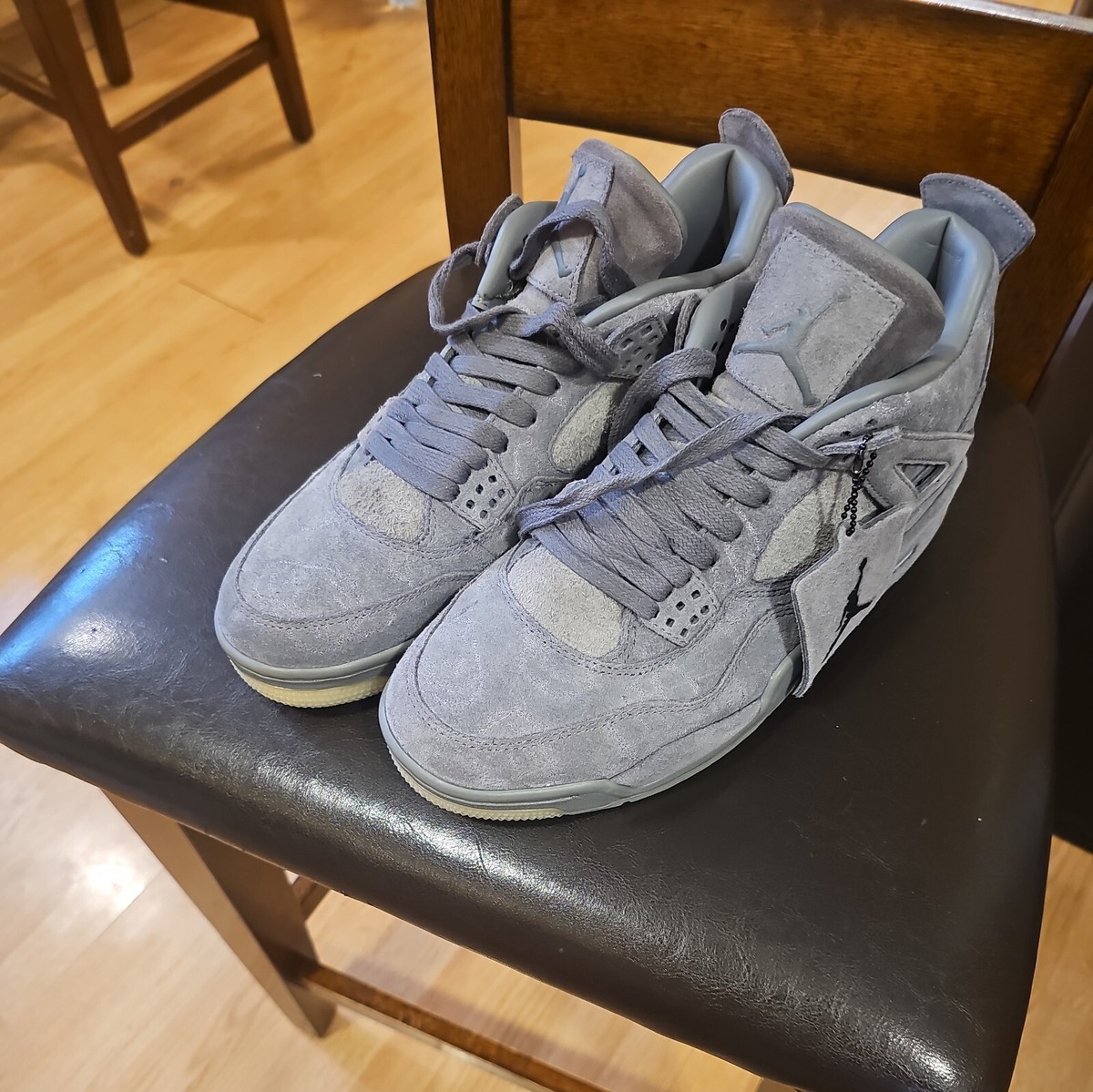 Size 11 - Jordan 4 Retro x KAWS Cool Grey 2017 685068920516