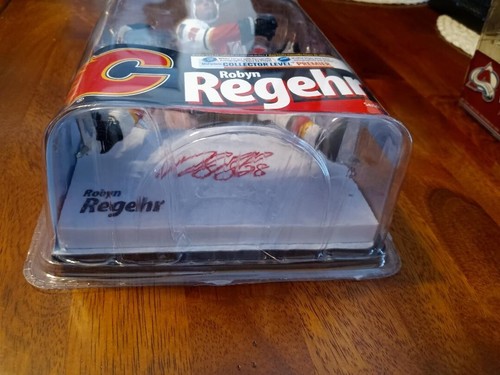 Mcfarlane NHL 24 "Robyn Regehr" Premier Chase Auto Calgary Flames #111/200 - Bild 7 von 10