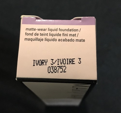 Mary Kay Timewise Matte-Wear Liquid Foundation Ivory 3 ~ 038752 - Picture 2 of 4