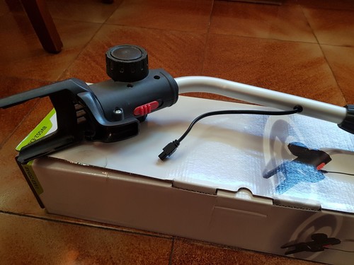 Vendo Tagliaerba Tagliasiepi A Batteria Nuovo Marca Sterwins + Manico Usato... - Foto 17 di 20