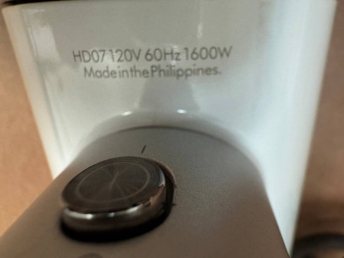 Dyson Supersonic HD07 – 100% Original – Silver/White – V9 Hair Styling Tool - Picture 21 of 21