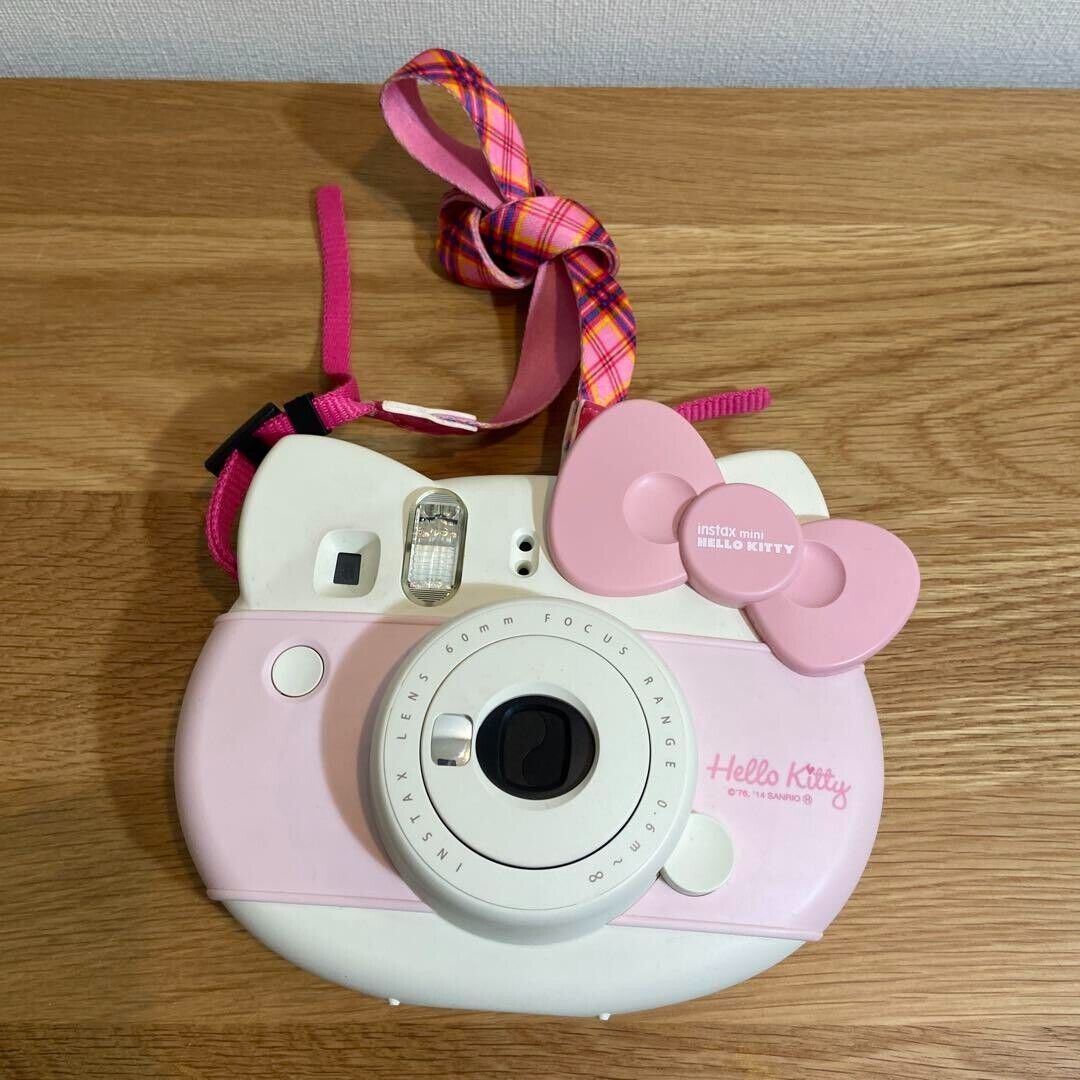 Japan Hello Kitty Pink Polaroid Fujifilm Instax Instant Film Japan Hello Kitty Pink Polaroid Fujifilm Instax Instant Film
