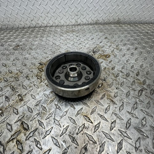 2005 YAMAHA BRUIN 350 4X4 Flywheel and Starter Clutch 5KM-15590-00-00 - Picture 2 of 4