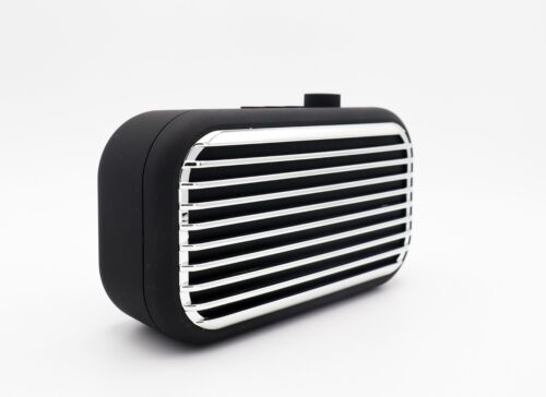Polaroid Retro Style Wireless Speaker - Picture 2 of 7