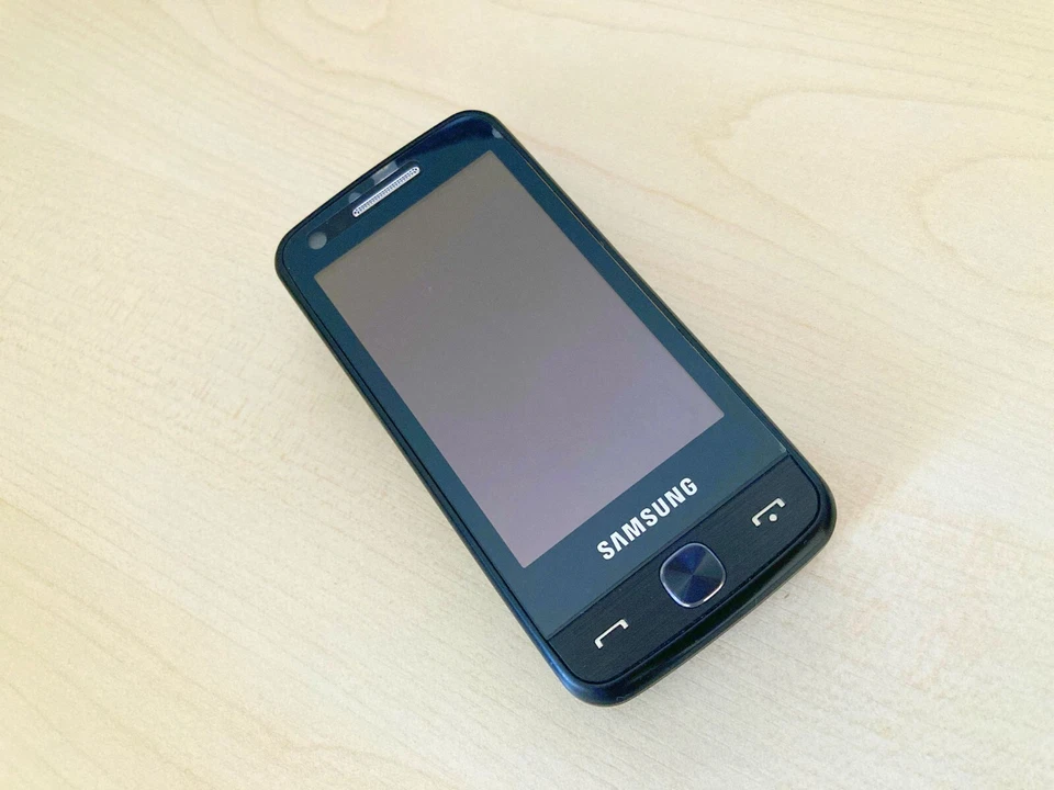 Samsung M8910 - Pixon12 - Rare - The First 12 megapixel phone - Unlocked - Image 4 of 4