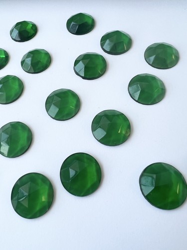 20MM VINTAGE GERMAN STAINED GLASS FACETED FB ROUND EMERALD UNFOILED 20mm-vintage-german-stained-glass-faceted-fb-round-emerald-unfoiled