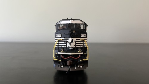 Athearn Genesis HO EMD SD60M With DCC And Sound Norfolk Southern 6807 BARELY RUN - Picture 3 of 5
