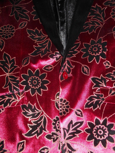 Men's Heart & Dagger Tuxedo Jacket Burgundy, Black & Gold Pattern Velvet Size 42 - Picture 3 of 18