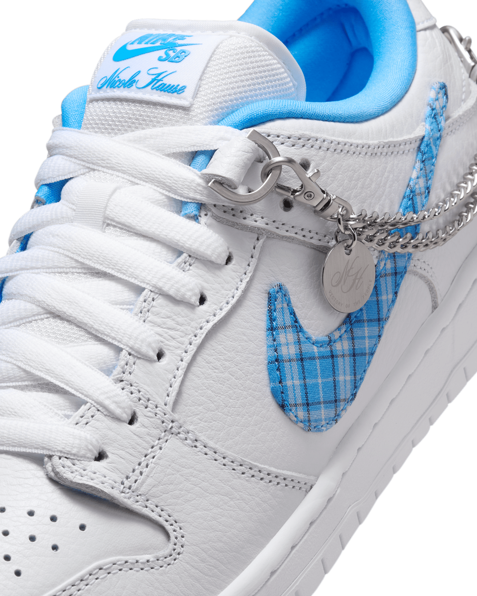 Nicole Hause Nike SB Dunk Low Pro Victory of The People Nicole Hause Nike SB Dunk Low Pro Victory of The People