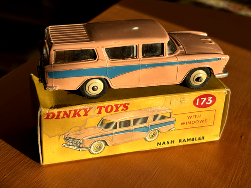 Dinky Toys #173 Nash Rambler Auto Salmon Ridged Hubs NMinGood Box alles Original - Bild 1 von 13