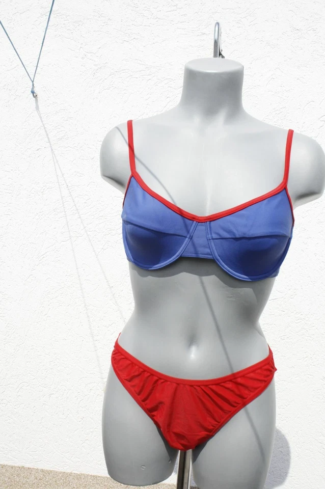 Saison-2023/24 420436 Marken Bügel Bikini und Slip BLAU und Rot in 42 CUP B - Bild 3 von 4