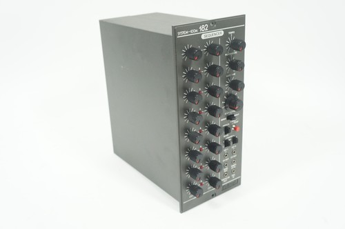 Roland SYSTEM-100M Model 182 Dual 8-Step Analog Sequencer Modular Synthesizer - Picture 5 of 9