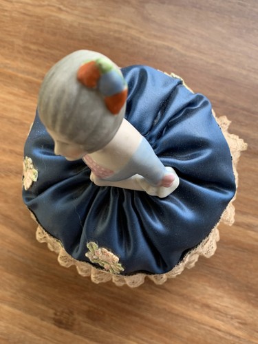 Antique Victorian 1/2 Doll Pin Cushion Porcelain Lady In Crinoline Hoop Skirt - Picture 8 of 8