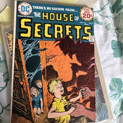 DC Comics House of Secrets #124 Single Issue Color Comic Book 1974 Frankensteins