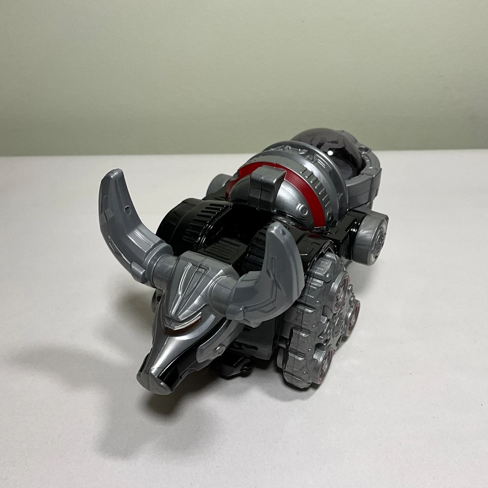 Power Rangers Kyuranger Cosmic Fury DX Oushi Voyager Bull Zord KyurenOh Megazord - Image 3 of 4