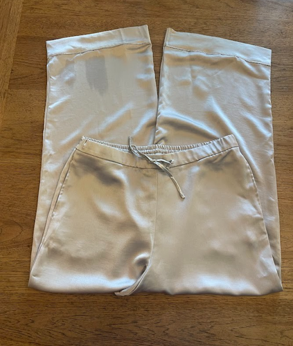 Victoria's Secret Silver Shine LARGE SHORT luxuriöse Satin-Schlafhose gerades Bein - Bild 2 von 2
