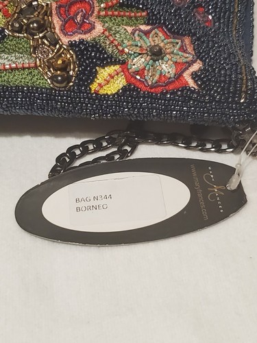 Mary Frances "Borneo" Beaded Tropical Parrot Bird Crossbody Wristlet Purse NWT - Picture 5 of 9