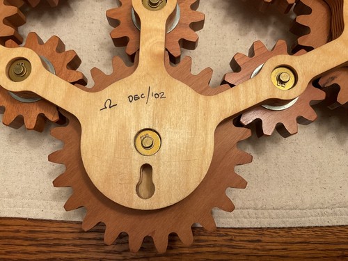 VTG Wall Clock , Thermometer, Barometer & Spinning Gears, Wheels Cogs (Hardwood) - Picture 5 of 9