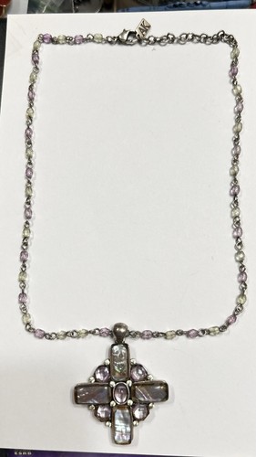 Collar Anne Klein Vintage Grueso Gema Brillante Plata Cruz MOP Verde Rosa Lucite - Imagen 3 de 12