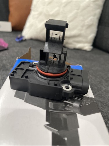 Delphi AF10060 Air Flow Meter Sensor for Cadillac Chevy GMC - Picture 4 of 6