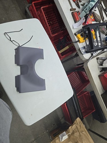 Ford Ranger/Explorer 1989-1994 refuerzo de rodilla inferior P/N F27B-10044F08-BW gris OEM - Imagen 4 de 4