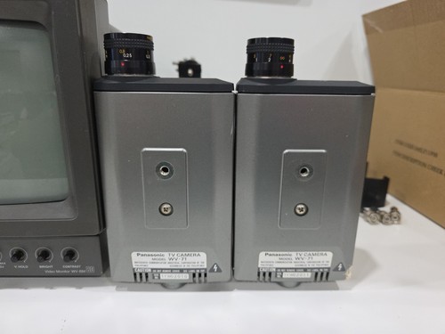 Panasonic WV-BM80 CCTV Monitor + 2 WV-71 TV CAMERA + Acc - POWERS ON PARTS ONLY - Picture 4 of 14