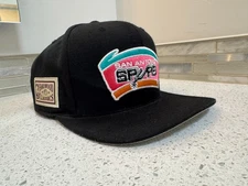 San Antonio Spurs Mitchell & Ness Fitted Hardwood Classics Cap Hat size 7 5/8