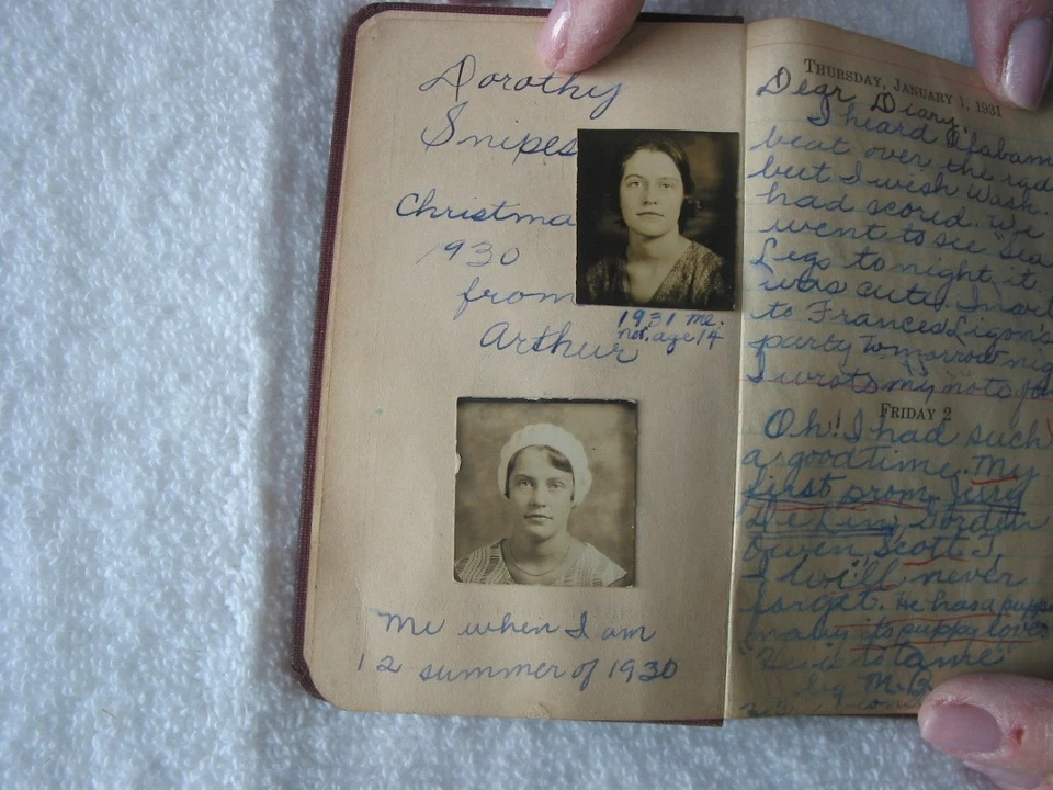 Dorothy's Diary A S. Carolina Girl, 13 yrr. Writing in 1931 w her Baby Picture Foto 3 de 4
