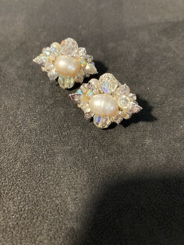 Pritave Listing for chaney55 Vintage Set of 2 Vendome Earrings Both Signed - Picture 12 of 15