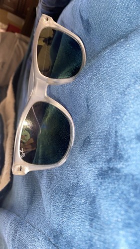 Used/Fair Ray Ban Sunglasses - Picture 3 of 11