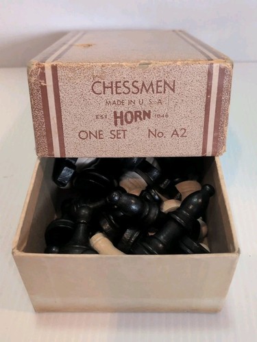 Vintage HORN No. A2 Wooden Chessmen Set With Original Box