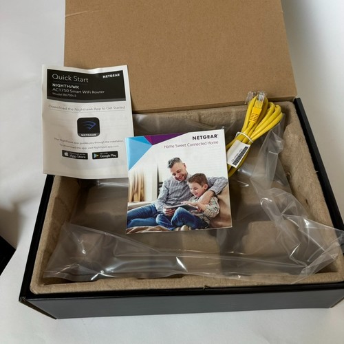 NETGEAR Nighthawk AC1750 Smart WiFi Router - R6700-100NAS with Box - Picture 4 of 10