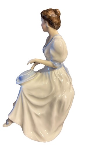 Royal Doulton Jean HN 3862 1996 Figurine 7” Statue White Rare Vintage Figurine - Picture 4 of 10