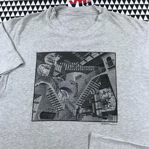 Vintage MC Escher RELATIVITY T Shirt Size L Large… - image 1