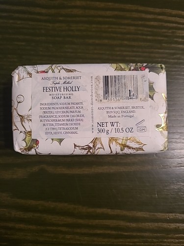 Festive Holly 10.5oz Moisturizing Triple Milled Soap Bar Asquith & Somerset - Picture 3 of 5
