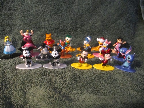 Disney Nano Metalfigs 18 Pc Lot Series 1 Die Cast Figures Brand New Your Favs - Picture 8 of 8