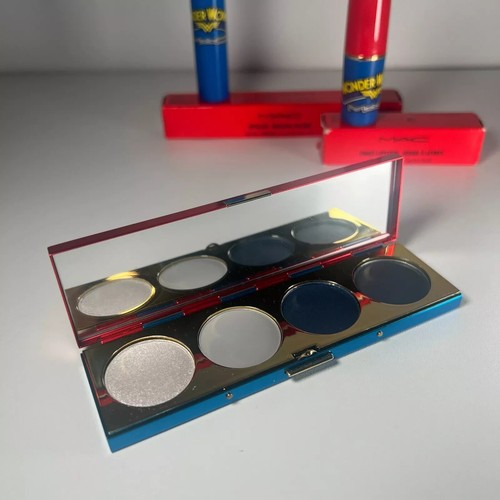 Set x3 Rare MAC Cosmetics Wonder Woman Maquillage 2011 - Unused - Collector - Picture 2 of 4
