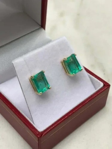 1.00 Natural Green Emerald Solid 14k Yellow Gold Women's Stud Earrings - Picture 7 of 7