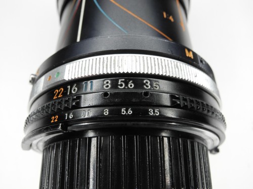 Missing Rabbit Ears / Nikon Zoom-Nikkor 35-105mm f/3.5-4.5 Ai-S Camera Lens - Picture 16 of 24