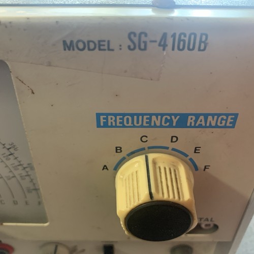 SG-4160B -Sinal Generator - Picture 3 of 3