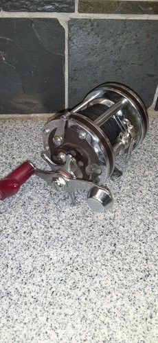 Vintage Holiday 1182 Fishing Trolling Reel - Made in Japan - For Parts