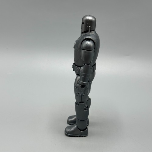 Marvel Legends Iron Man Model 01 6" Figure Avengers 80th Anniversary Exclusive - Picture 6 of 7