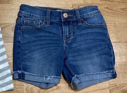 Girl's Gap & Old Navy Outfit Size 6 - Gray Flamingo Striped Tank w/Jean Shorts - Picture 6 of 8