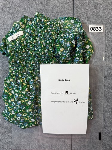 Pleione Blouse Top Women's L Green Floral Smocked Front Puff Sleeve Keyhole Back - Picture 7 of 7