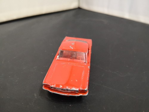 P746-MATCHBOX SUPERFAST No8A FORD MUSTANG FASTBACK-RED INTERIOR - Picture 2 of 5