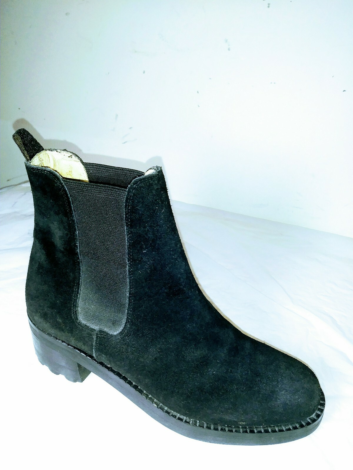 Barneys New New New York Made in Women's Black Suede Chelsea Ankle Boots. 7M 44256f Barneys New New New York Made in Women's Black Suede Chelsea Ankle Boots. 7M 44256f