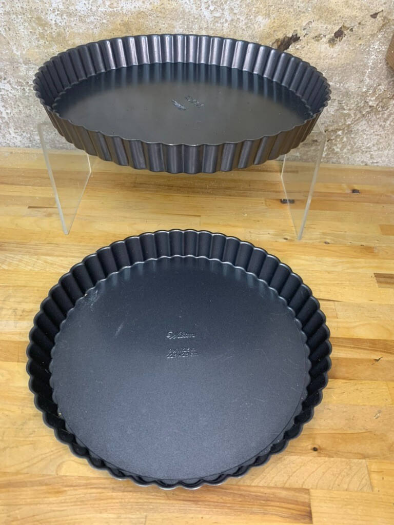 Wilton Torte/Quiche Pan NonstickSet Of 2 (9”,10”) With Removable Bottoms eBay