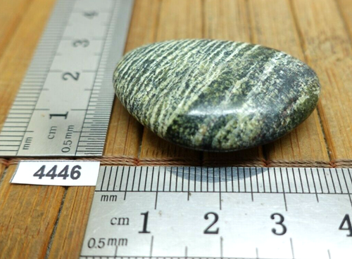 SERPENTINE OEIL D'ARGENT du Brésil pierre plate naturelle 13g QUALITE A galet - Picture 1 of 3