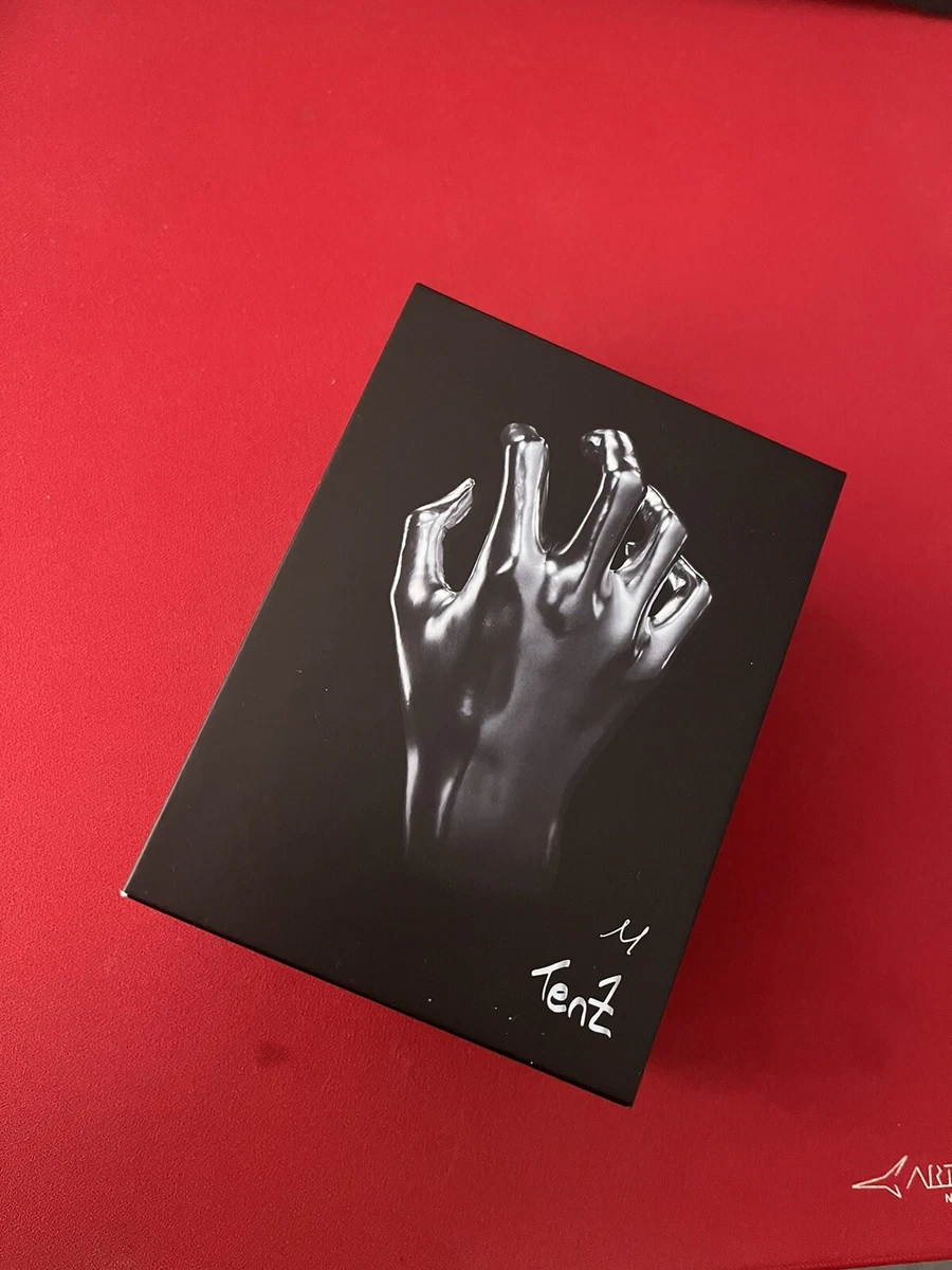 Finalmouse Starlight Pro - TenZ Medium